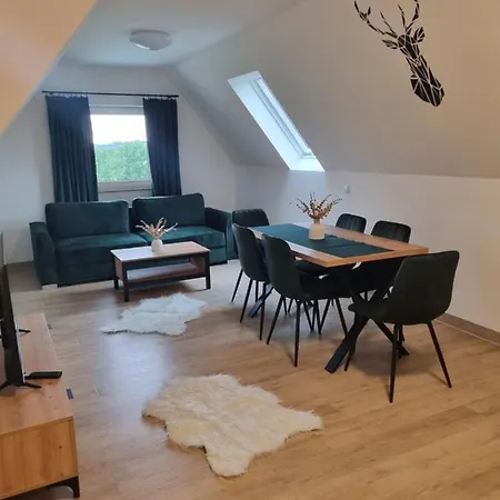 Jelen Pod Grapom Apartment